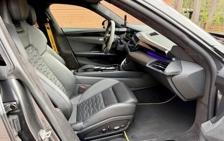 Audi e-tron GT, 2021 год, 6 500 000 рублей, 15 фотография