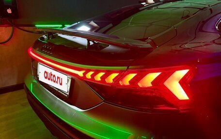 Audi e-tron GT, 2021 год, 6 500 000 рублей, 32 фотография