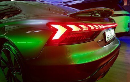 Audi e-tron GT, 2021 год, 6 500 000 рублей, 36 фотография