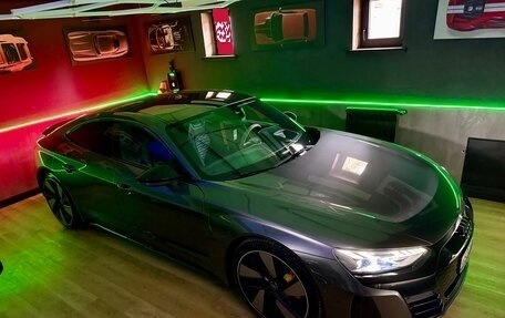 Audi e-tron GT, 2021 год, 6 500 000 рублей, 34 фотография
