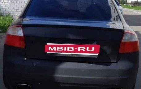 Audi A4, 2004 год, 500 000 рублей, 4 фотография