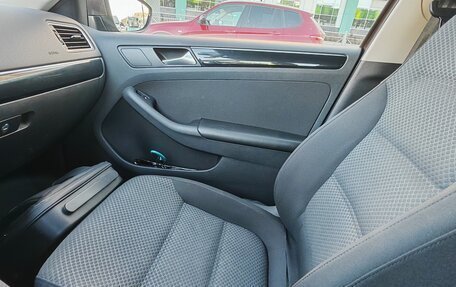 Volkswagen Jetta VI, 2016 год, 1 100 000 рублей, 8 фотография