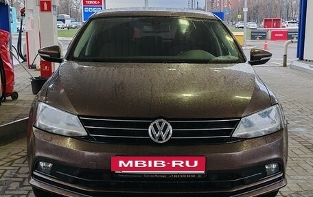 Volkswagen Jetta VI, 2016 год, 1 100 000 рублей, 2 фотография
