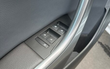 Opel Astra J, 2013 год, 950 000 рублей, 4 фотография