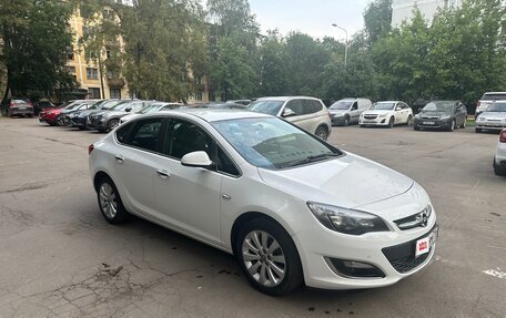 Opel Astra J, 2013 год, 950 000 рублей, 5 фотография