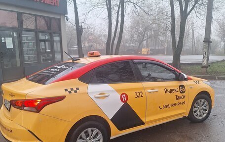 Hyundai Solaris II рестайлинг, 2021 год, 1 030 000 рублей, 5 фотография