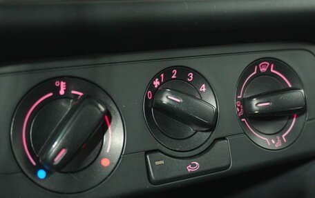 Volkswagen Polo VI (EU Market), 2013 год, 654 000 рублей, 13 фотография