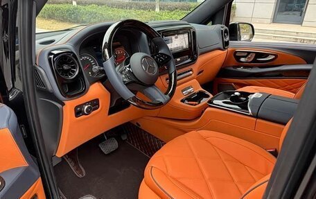 Mercedes-Benz Vito, 2025 год, 7 850 000 рублей, 8 фотография
