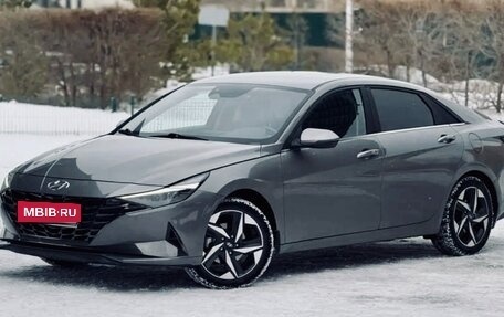 Hyundai Elantra, 2022 год, 1 590 000 рублей, 2 фотография