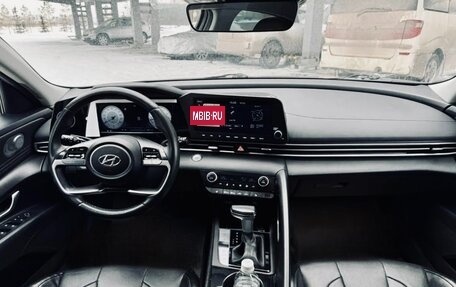 Hyundai Elantra, 2022 год, 1 590 000 рублей, 7 фотография