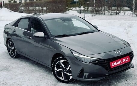 Hyundai Elantra, 2022 год, 1 590 000 рублей, 3 фотография