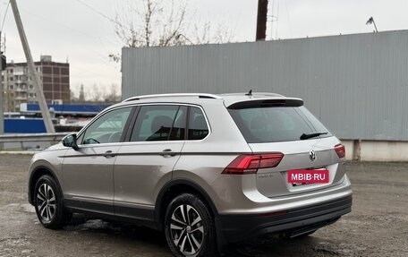 Volkswagen Tiguan II, 2019 год, 2 490 000 рублей, 2 фотография