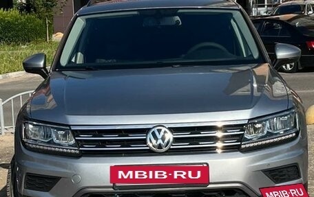 Volkswagen Tiguan II, 2020 год, 2 920 000 рублей, 4 фотография