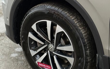 Volkswagen Tiguan II, 2019 год, 2 490 000 рублей, 9 фотография