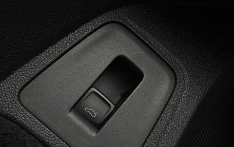 Volkswagen Tiguan II, 2019 год, 2 490 000 рублей, 28 фотография