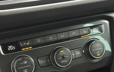 Volkswagen Tiguan II, 2019 год, 2 490 000 рублей, 29 фотография