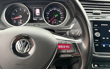 Volkswagen Tiguan II, 2019 год, 2 490 000 рублей, 32 фотография