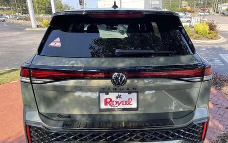 Volkswagen Tiguan, 2025 год, 4 833 000 рублей, 4 фотография