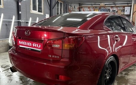 Lexus IS II рестайлинг 2, 2006 год, 1 600 000 рублей, 14 фотография