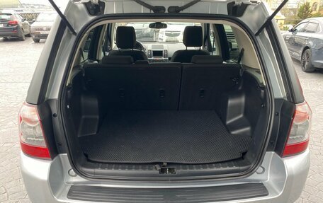 Land Rover Freelander II рестайлинг 2, 2011 год, 1 099 000 рублей, 6 фотография