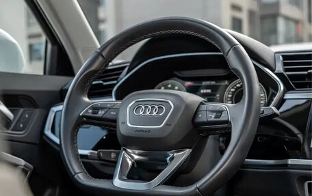 Audi Q3, 2023 год, 2 728 008 рублей, 9 фотография