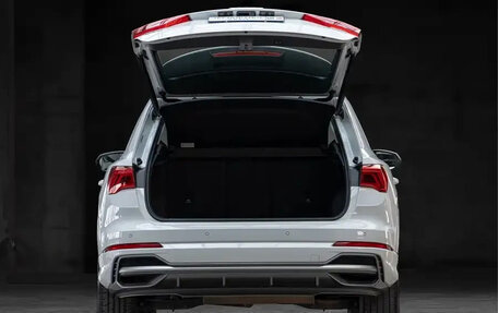 Audi Q3, 2023 год, 2 728 008 рублей, 8 фотография