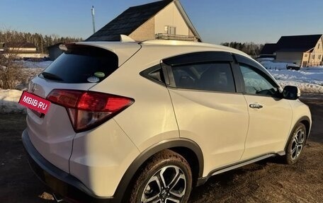 Honda Vezel, 2015 год, 1 450 000 рублей, 3 фотография