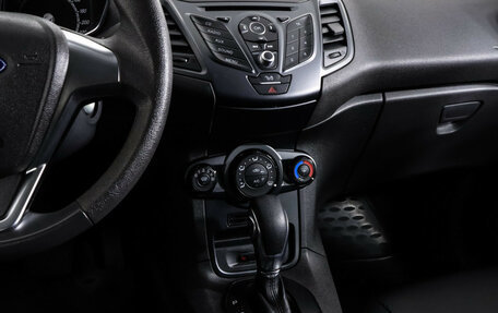 Ford Fiesta, 2016 год, 899 700 рублей, 13 фотография