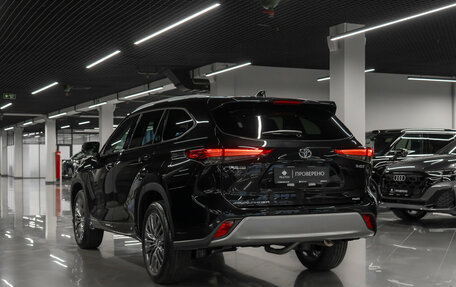 Toyota Highlander, 2026 год, 5 800 000 рублей, 4 фотография