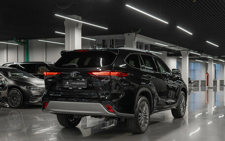 Toyota Highlander, 2026 год, 5 800 000 рублей, 5 фотография