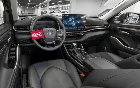 Toyota Highlander, 2026 год, 5 800 000 рублей, 7 фотография