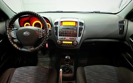 KIA cee'd I рестайлинг, 2008 год, 578 000 рублей, 11 фотография