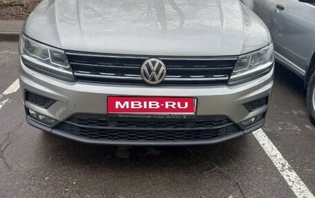 Volkswagen Tiguan II, 2019 год, 2 490 000 рублей, 1 фотография