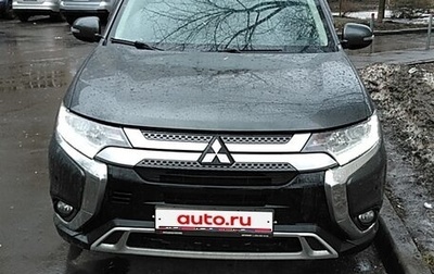 Mitsubishi Outlander III рестайлинг 3, 2019 год, 2 200 000 рублей, 1 фотография