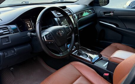 Toyota Camry, 2017 год, 2 150 000 рублей, 6 фотография