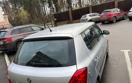 Skoda Fabia II, 2011 год, 830 000 рублей, 3 фотография