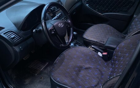 Hyundai Solaris II рестайлинг, 2013 год, 750 000 рублей, 22 фотография