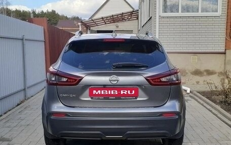 Nissan Qashqai, 2021 год, 2 120 000 рублей, 2 фотография