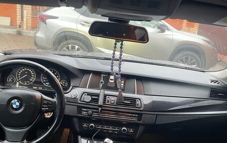 BMW 5 серия, 2014 год, 1 750 000 рублей, 4 фотография