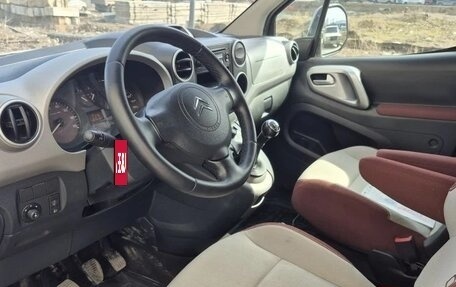 Citroen Berlingo II рестайлинг, 2011 год, 680 000 рублей, 5 фотография
