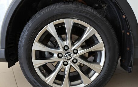 Toyota RAV4, 2015 год, 2 750 000 рублей, 9 фотография