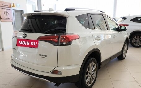 Toyota RAV4, 2015 год, 2 750 000 рублей, 5 фотография