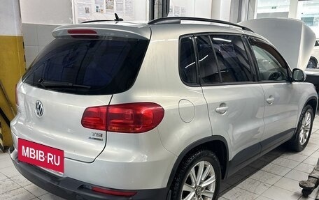 Volkswagen Tiguan I, 2011 год, 770 000 рублей, 3 фотография
