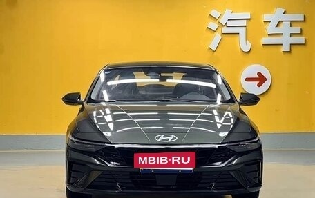 Hyundai Elantra, 2022 год, 1 500 000 рублей, 2 фотография