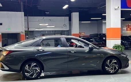 Hyundai Elantra, 2022 год, 1 500 000 рублей, 8 фотография