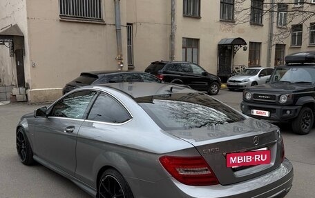 Mercedes-Benz C-Класс, 2011 год, 1 250 000 рублей, 6 фотография