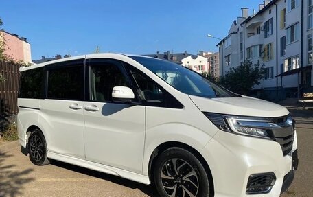 Honda Stepwgn IV, 2021 год, 2 152 000 рублей, 4 фотография