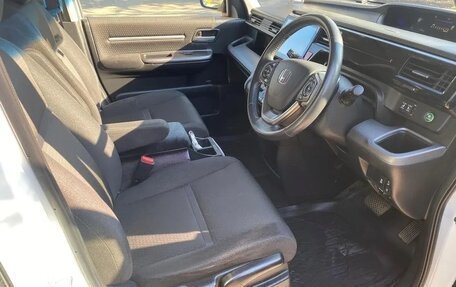 Honda Stepwgn IV, 2021 год, 2 152 000 рублей, 13 фотография