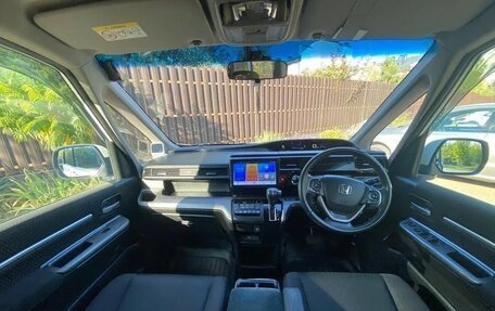 Honda Stepwgn IV, 2021 год, 2 152 000 рублей, 11 фотография