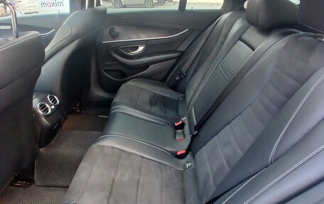 Mercedes-Benz E-Класс, 2016 год, 2 800 000 рублей, 2 фотография